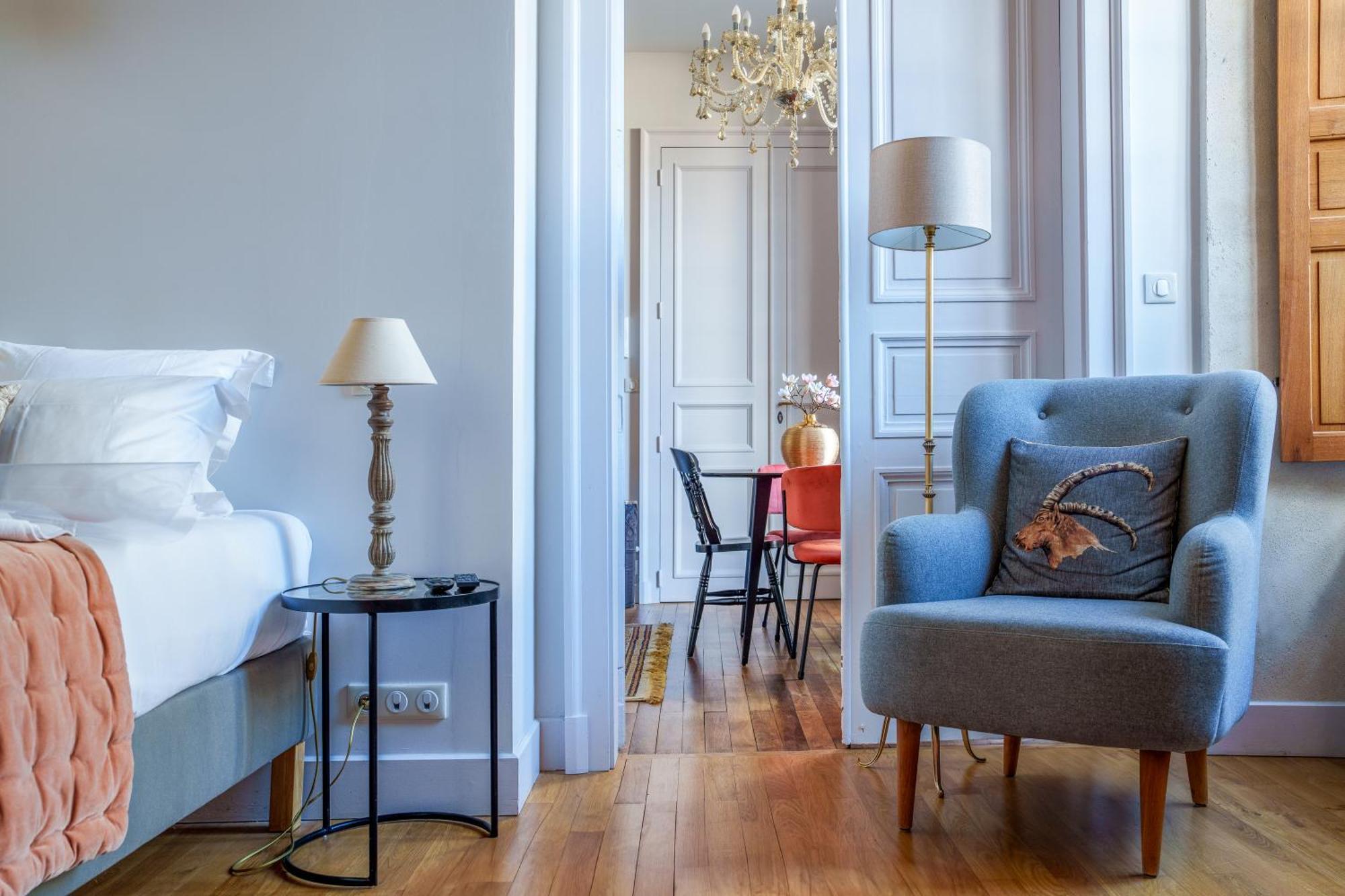 Appartement Raffine Vue Cathedrale, Jardin, Wifi Tours Exteriör bild