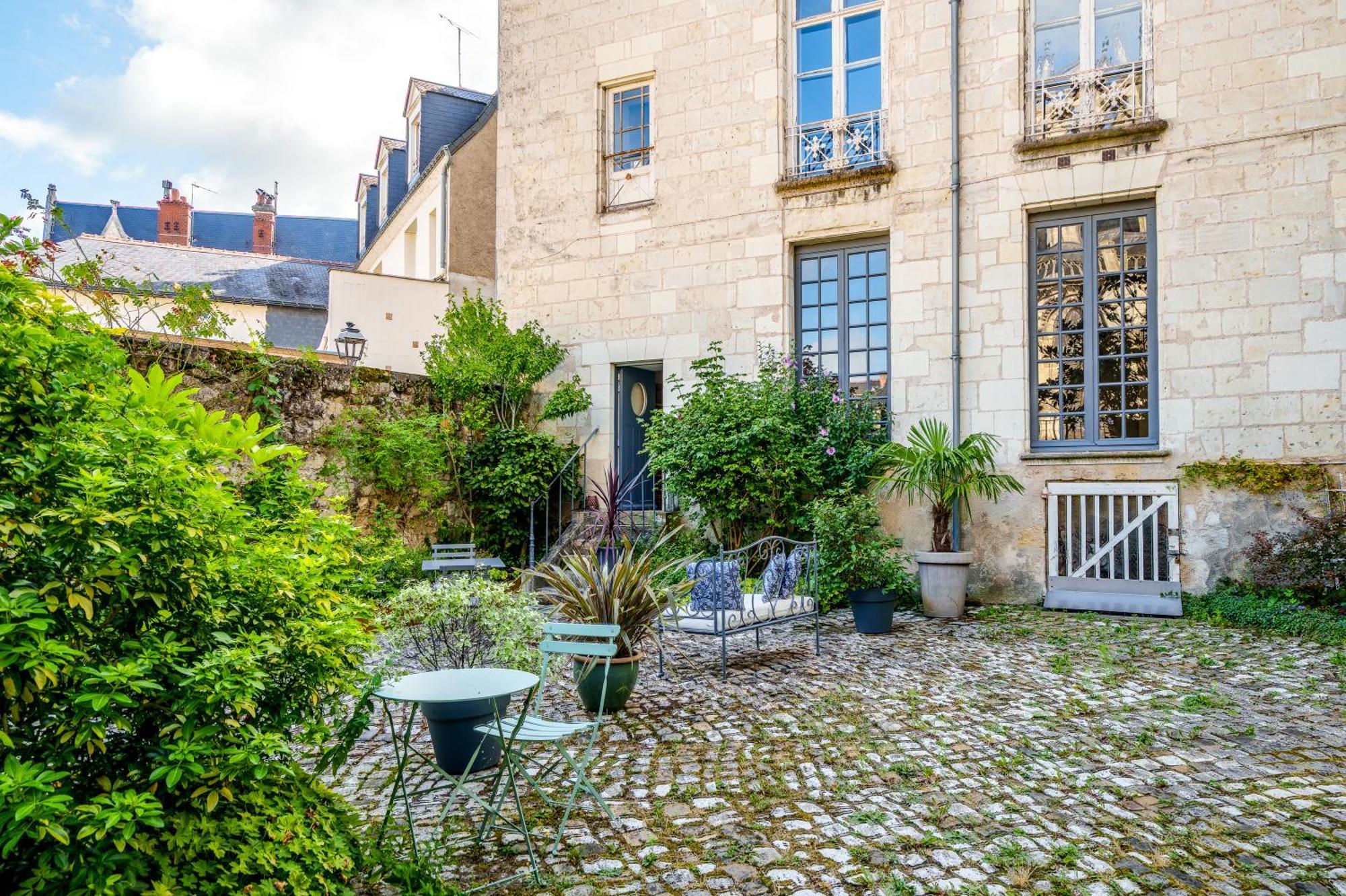 Appartement Raffine Vue Cathedrale, Jardin, Wifi Tours Exteriör bild
