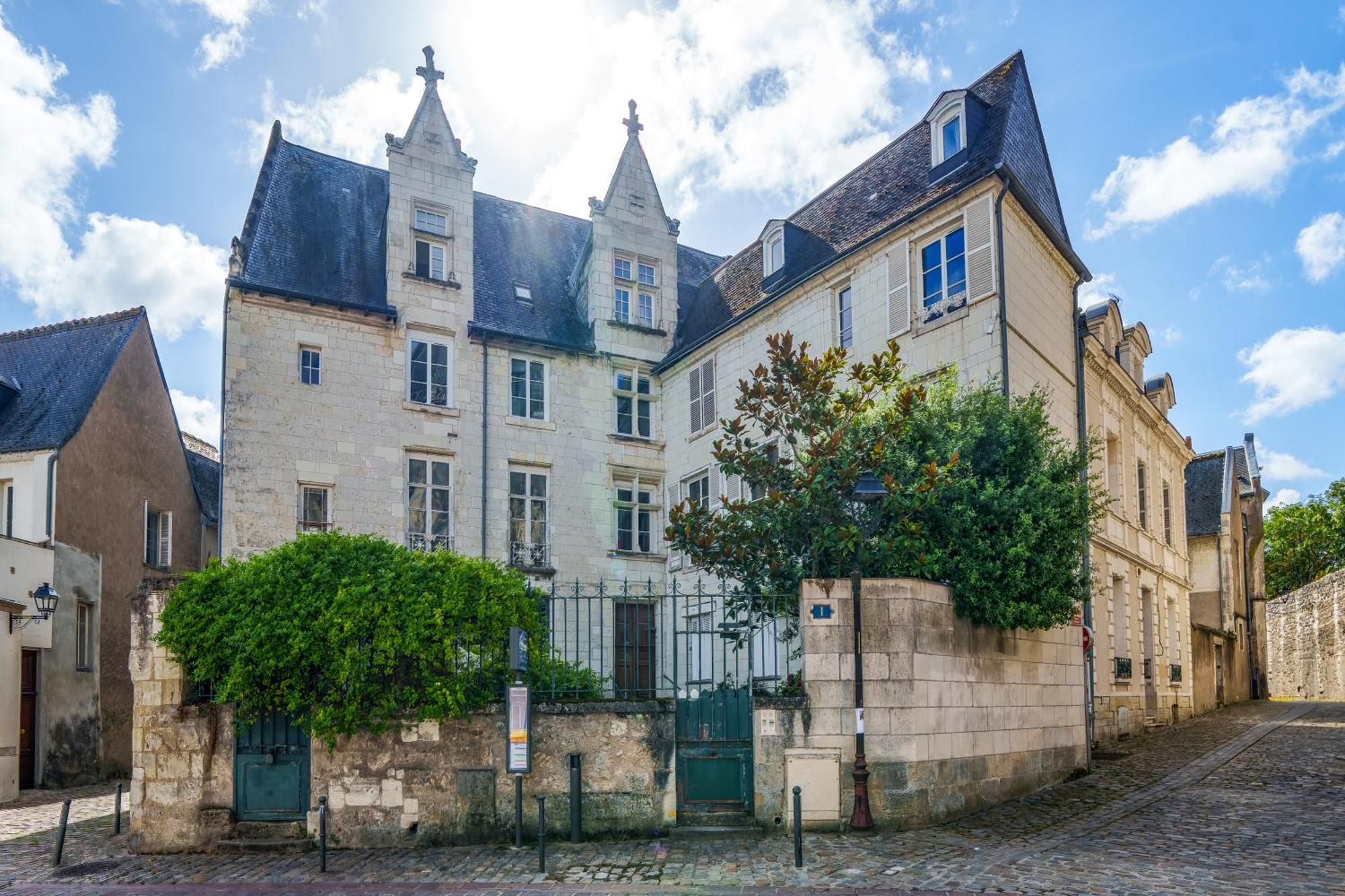 Appartement Raffine Vue Cathedrale, Jardin, Wifi Tours Exteriör bild